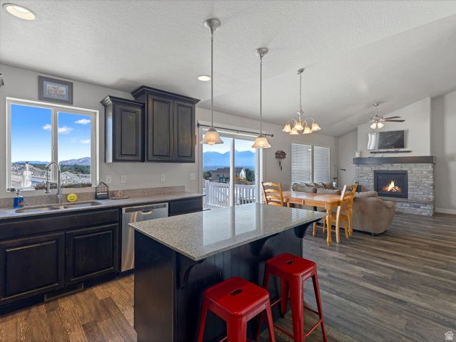 1038 W MERIDIAN DR, Saratoga Springs, UT 84045
