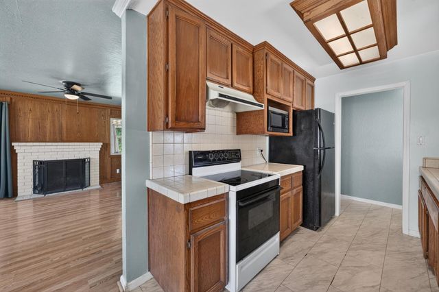 7009 Lincoln Oaks Dr, Fair Oaks, CA 95628