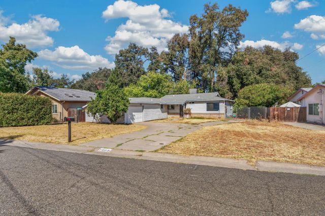 7009 Lincoln Oaks Dr, Fair Oaks, CA 95628
