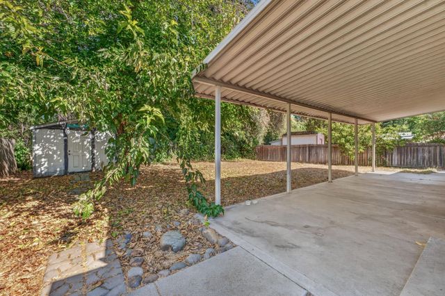 7009 Lincoln Oaks Dr, Fair Oaks, CA 95628