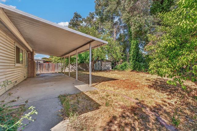 7009 Lincoln Oaks Dr, Fair Oaks, CA 95628