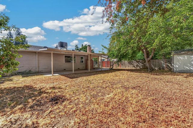 7009 Lincoln Oaks Dr, Fair Oaks, CA 95628