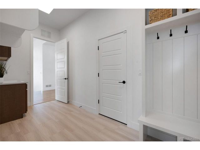 4911 Pearl Lake Way, Colorado Springs, CO 80924