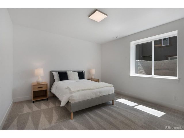 4911 Pearl Lake Way, Colorado Springs, CO 80924