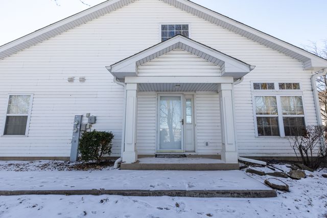 1693 Waterford Road, North Aurora, IL 60542