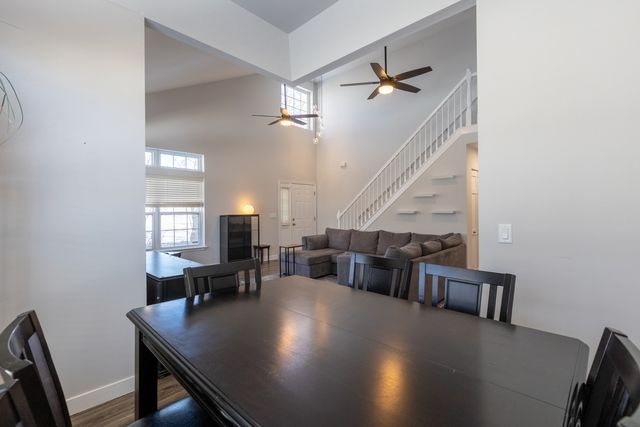 1693 Waterford Road, North Aurora, IL 60542