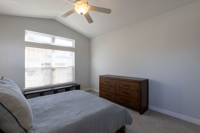 1693 Waterford Road, North Aurora, IL 60542