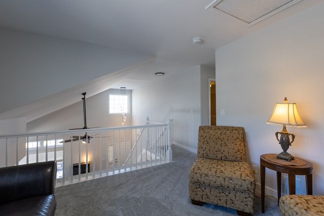 1693 Waterford Road, North Aurora, IL 60542