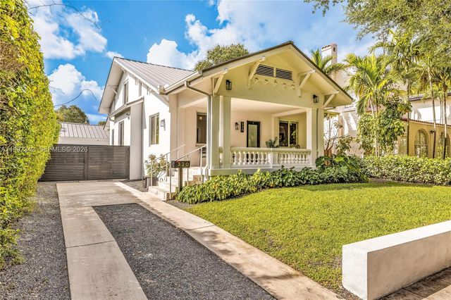 320 NE 88th St, El Portal, FL 33138