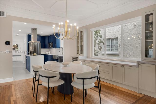 320 NE 88th St, El Portal, FL 33138