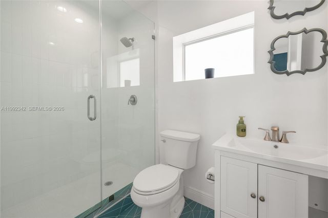 320 NE 88th St, El Portal, FL 33138