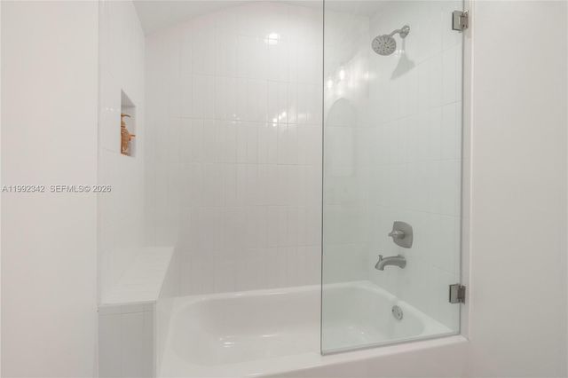 320 NE 88th St, El Portal, FL 33138