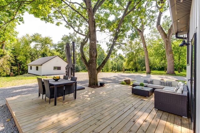 22291 W Long Grove Road, Deer Park, IL 60010