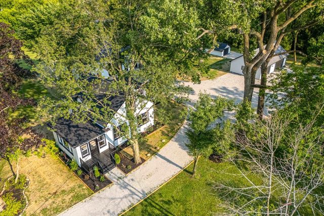 22291 W Long Grove Road, Deer Park, IL 60010
