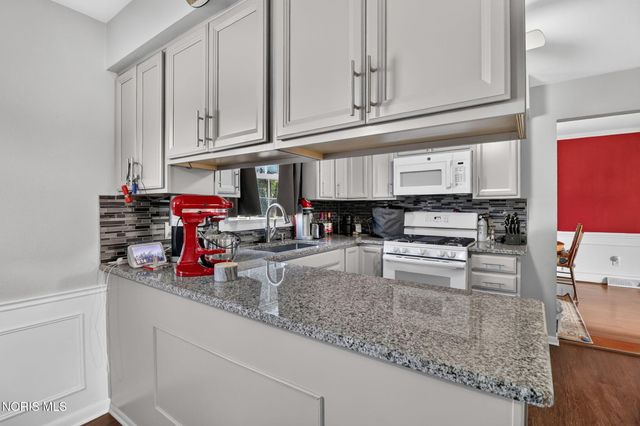 4837 Whiteford Road, Toledo, OH 43623