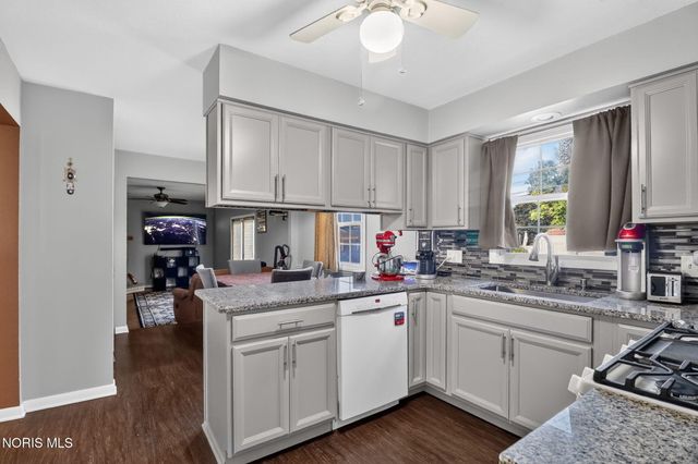 4837 Whiteford Road, Toledo, OH 43623