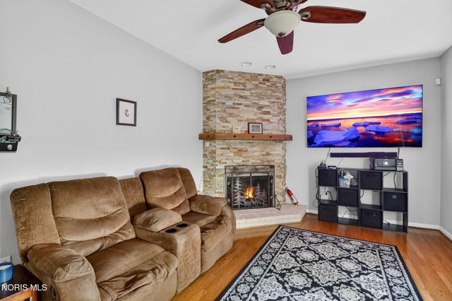 4837 Whiteford Road, Toledo, OH 43623