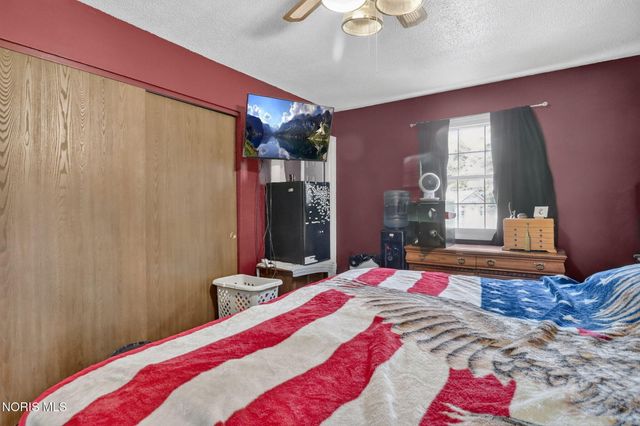 4837 Whiteford Road, Toledo, OH 43623
