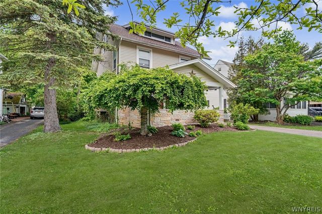 51 Highland Avenue, Hamburg, NY 14075