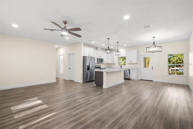 332 SE 3RD AVENUE, Melrose, FL 32666