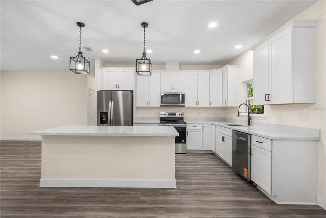 332 SE 3RD AVENUE, Melrose, FL 32666