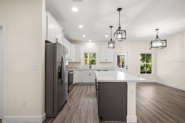 332 SE 3RD AVENUE, Melrose, FL 32666