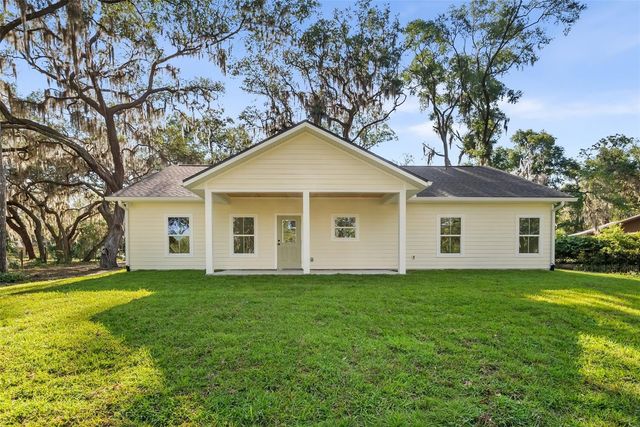 332 SE 3RD AVENUE, Melrose, FL 32666