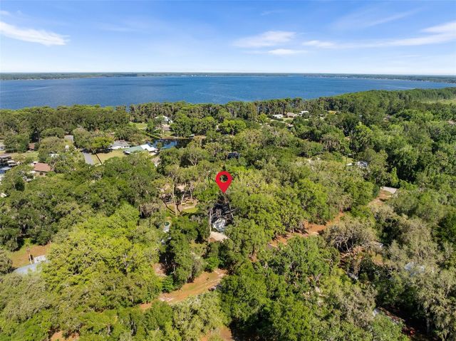 332 SE 3RD AVENUE, Melrose, FL 32666
