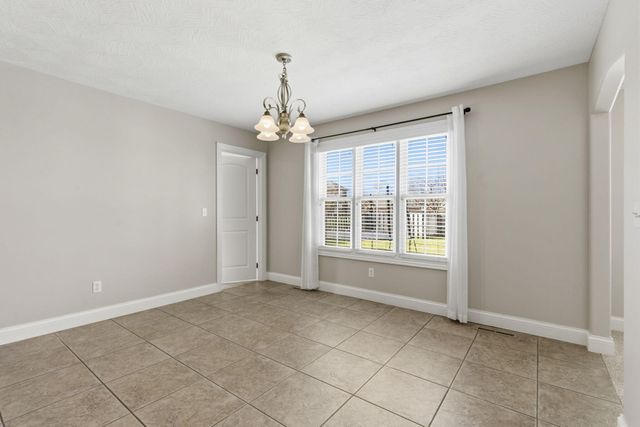 4845 S Farm Road 131, Springfield, MO 65810