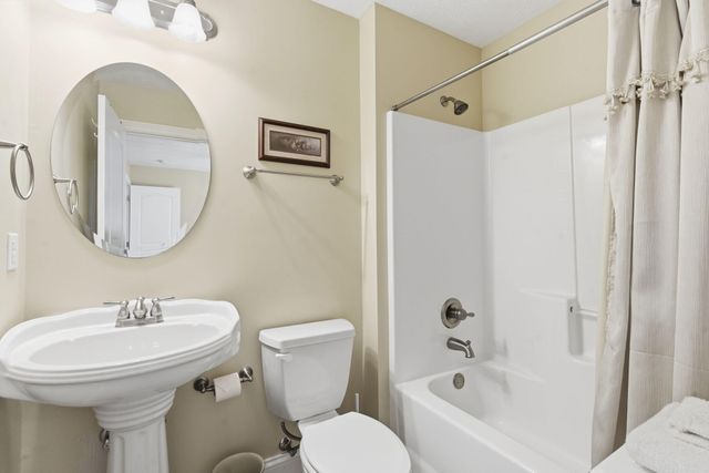 4845 S Farm Road 131, Springfield, MO 65810