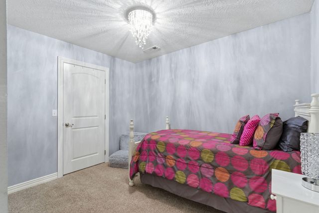 4845 S Farm Road 131, Springfield, MO 65810