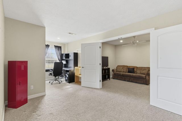 4845 S Farm Road 131, Springfield, MO 65810