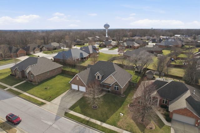 4845 S Farm Road 131, Springfield, MO 65810