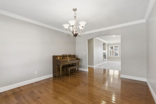 4845 S Farm Road 131, Springfield, MO 65810