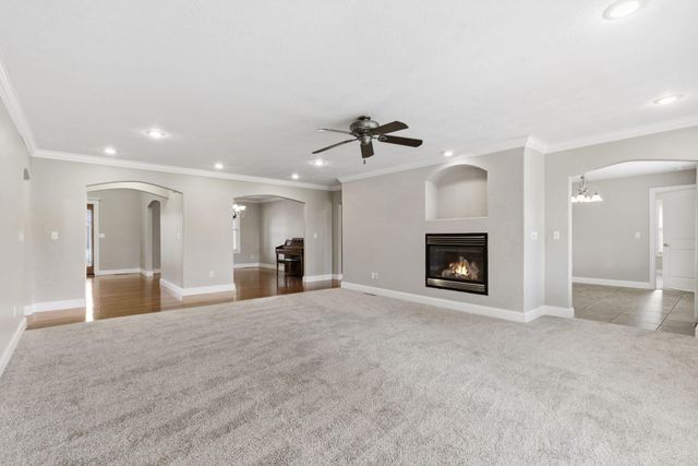 4845 S Farm Road 131, Springfield, MO 65810