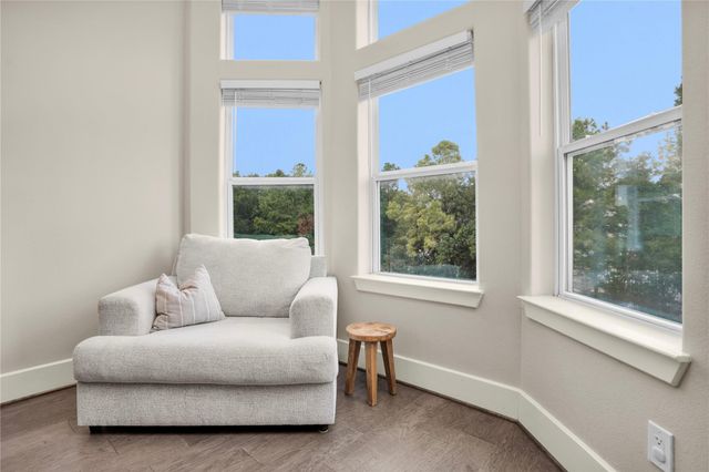 2020 Mcgowen Street 8E, Houston, TX 77004