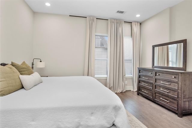 2020 Mcgowen Street 8E, Houston, TX 77004