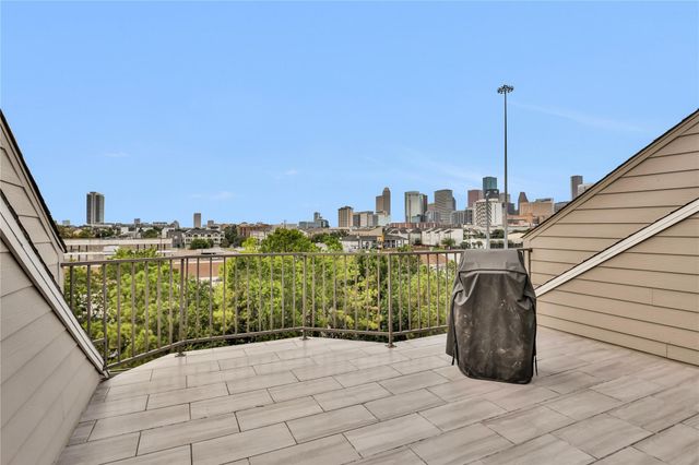 2020 Mcgowen Street 8E, Houston, TX 77004