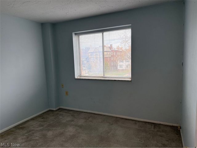 12029 Clifton Boulevard 301, Lakewood, OH 44107