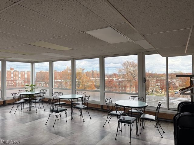 12029 Clifton Boulevard 301, Lakewood, OH 44107