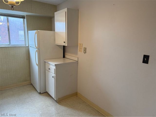 12029 Clifton Boulevard 301, Lakewood, OH 44107