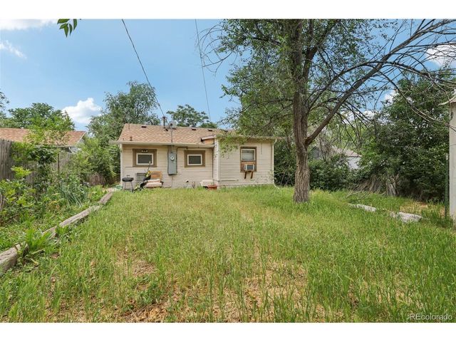 1340 Iola St, Aurora, CO 80010