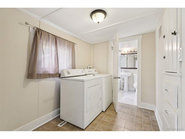 1340 Iola St, Aurora, CO 80010