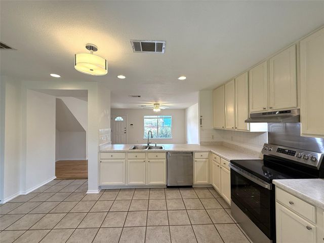 10509 Marshitahs WAY, Austin, TX 78748