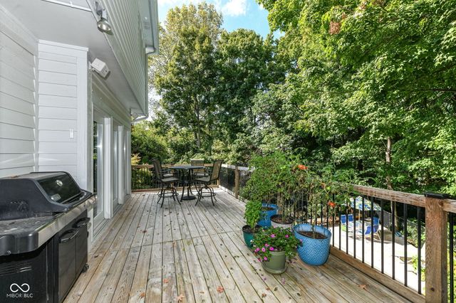 12112 Pearl Bay Ridge, Indianapolis, IN 46236