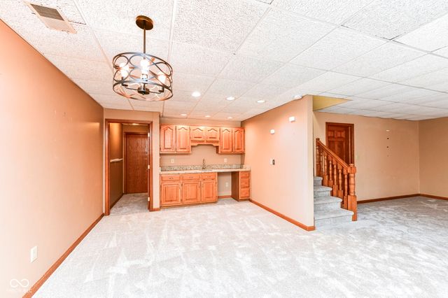 12112 Pearl Bay Ridge, Indianapolis, IN 46236