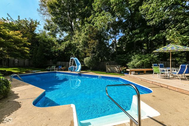 12112 Pearl Bay Ridge, Indianapolis, IN 46236