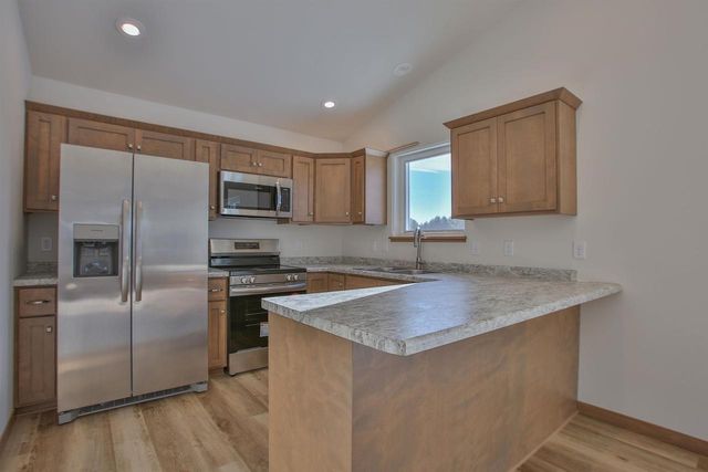 920 MORNING STAR LANE, Plover, WI 54467