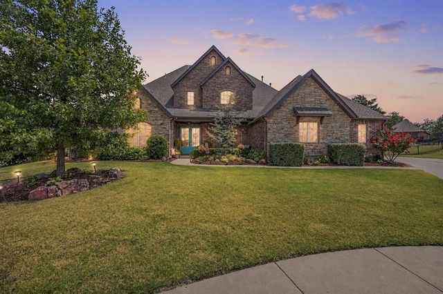 9300 NW 97th Circle, Yukon, OK 73099