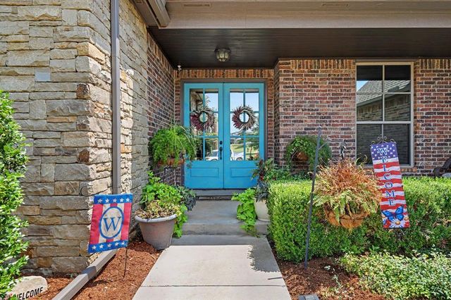 9300 NW 97th Circle, Yukon, OK 73099